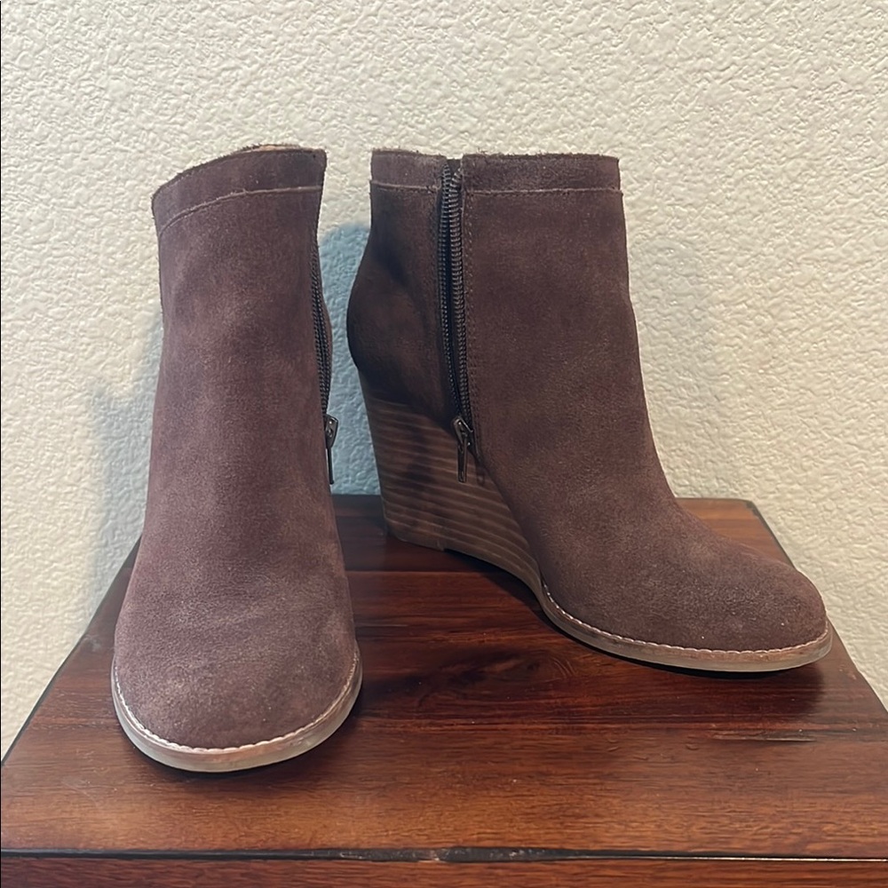 Lucky Brand Brown Suede Wedge Shoes